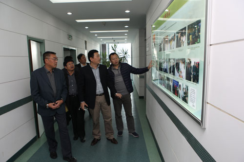 参观济南市疾控中心文化建设