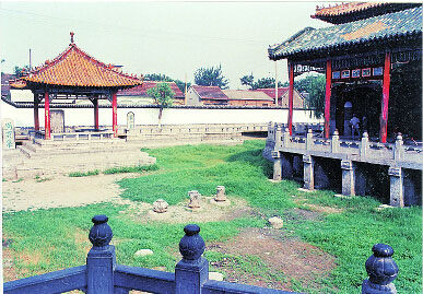 1988年6月23日拍摄的停喷后的趵突泉。 (陈之平 摄)