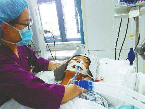 17岁的德州市齐河县小伙任启峰感染布鲁氏杆菌济南中心医院住院