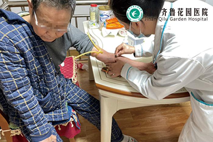 为有需求的已签约老年人 上门抽血 进行履约服务