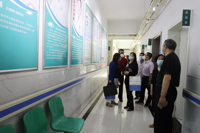 参观<a href=https://www.qlhyyy.cn/weichangjingshi/ target=_blank class=infotextkey>胃肠镜</a>室