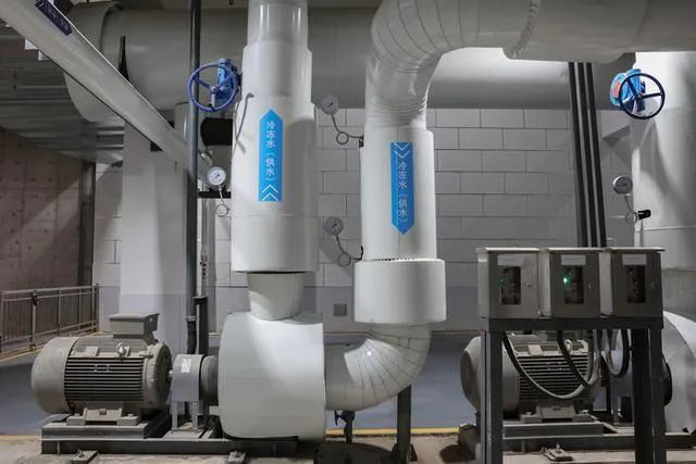 目前所服务用户末端散冷设施均采用风机盘管形式