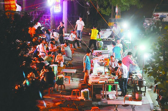 济南夜间露天烧烤转向整治将开始