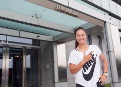 �������������ھ������������۸����ȫ�ģ���Ӣ�Ķ��գ�