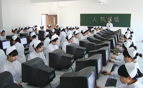 2015年护士执业资格考试网上预报名2月1日截止