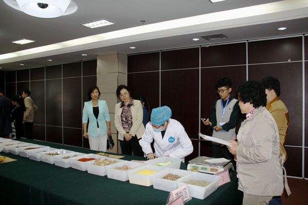 中药调剂考试现场