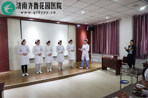 护士礼仪培训正确做法示范