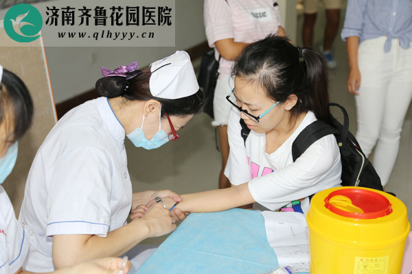 大学新生入学体检做结核菌素试验